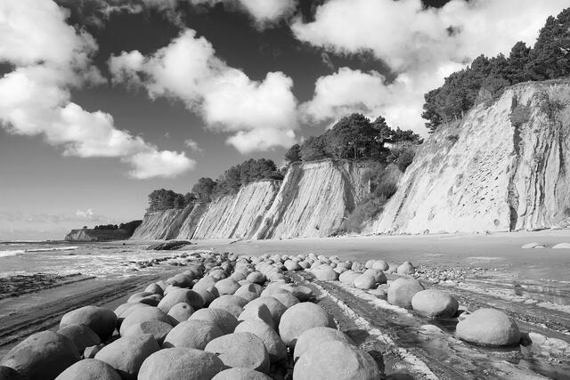 Bowling Ball Beach