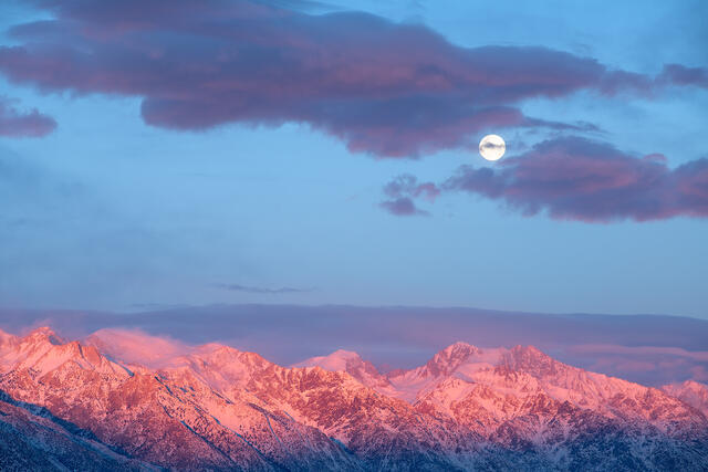 Sierra Moon Set at Sunrise 
